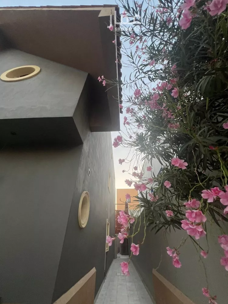 فيلا للبيع في شارع ابو الحسن الحلي, حي المحمدية, مدينة جدة, منطقة مكة المكرمة صورة 2