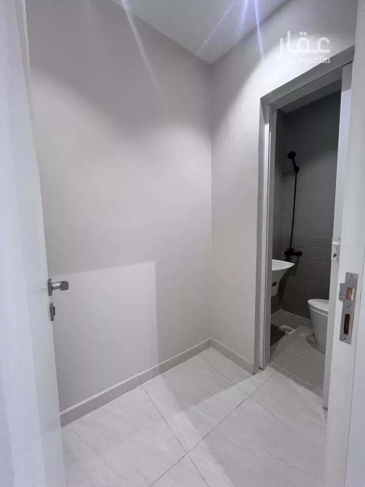 شقة للإيجار في شارع صمار بن عياش, حي الزهراء, مدينة جدة, منطقة مكة المكرمة صورة 4