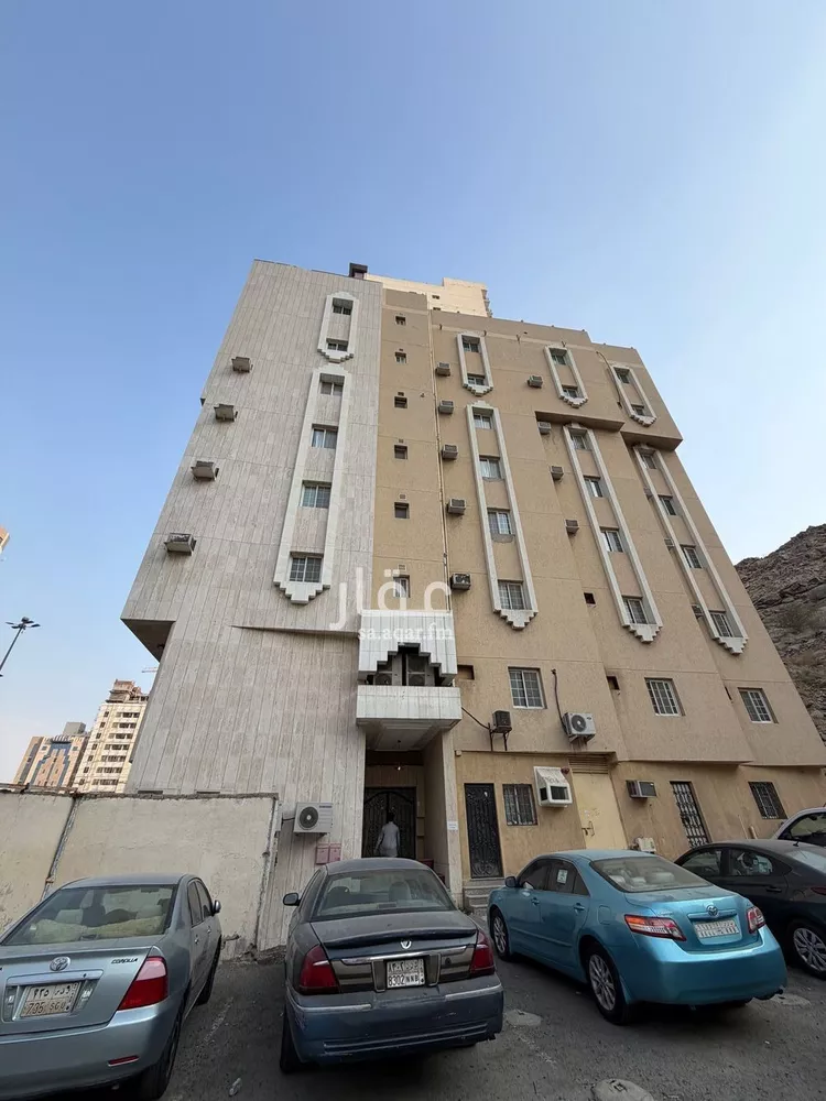 عمارة للبيع في شارع طريق الطائف, حي الجامعة, مدينة مكة المكرمة, منطقة مكة المكرمة صورة 2