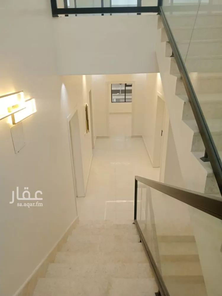 فيلا للإيجار في شارع رقم 384, حي النرجس, مدينة الرياض, منطقة الرياض صورة 2