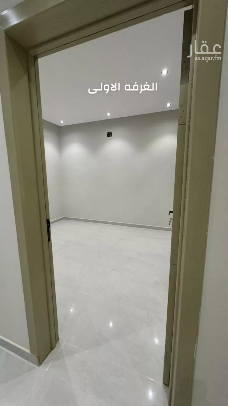 Floor for Rent in Riyadh Al Janadriyah صورة 4