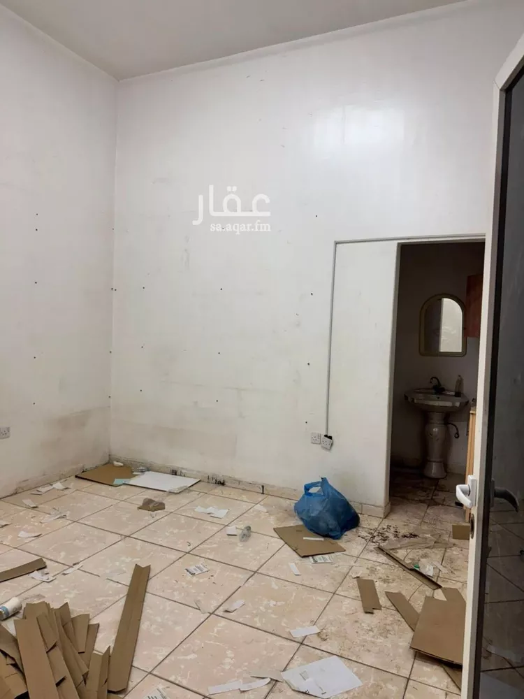 محل للإيجار في شارع محمد بن أبي علي, حي الخليج, مدينة الرياض, منطقة الرياض صورة 2
