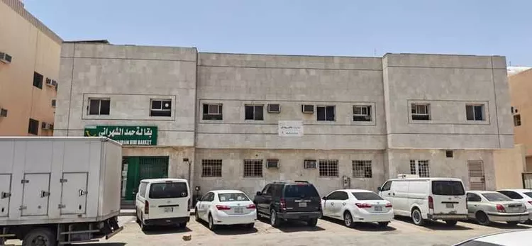 عمارة للبيع في شارع العدل, حي الروابي, مدينة الرياض, منطقة الرياض صورة 3