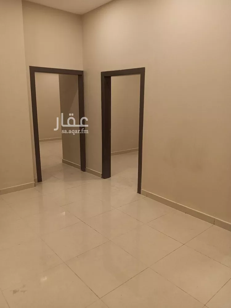 شقة للإيجار في شارع رقم 73, حي العزيزية, مدينة الرياض, منطقة الرياض صورة 2