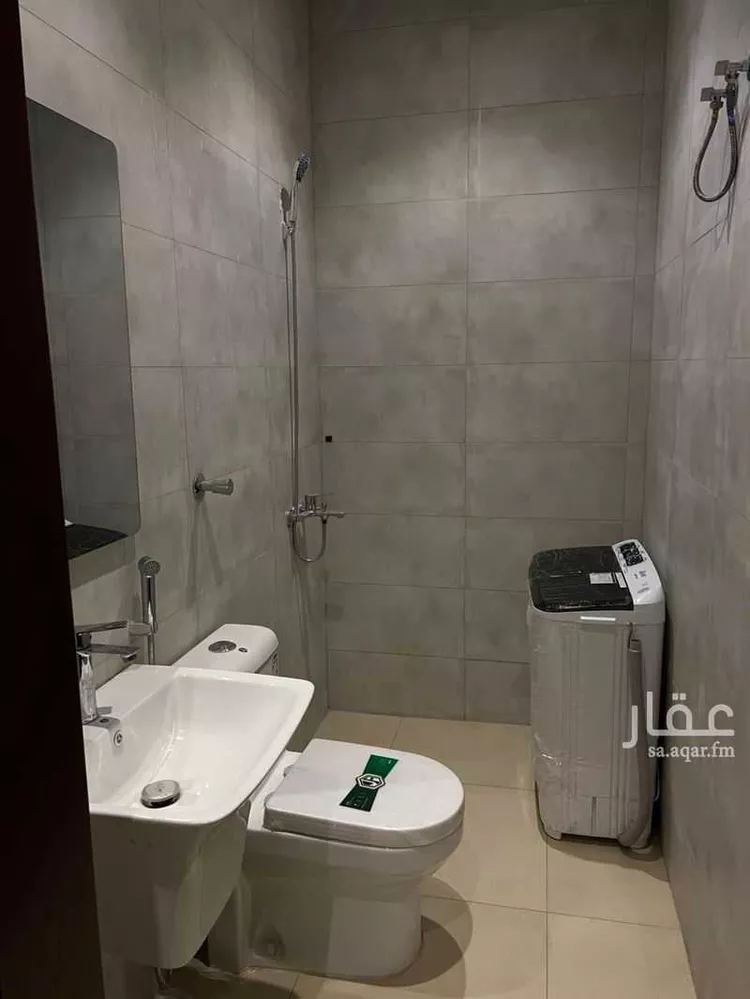 شقة للإيجار في شارع الفريق, حي العزيزية, مدينة جدة, منطقة مكة المكرمة صورة 5