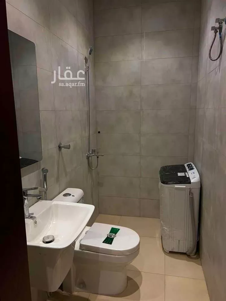شقة للإيجار في شارع الفريق, حي العزيزية, مدينة جدة, منطقة مكة المكرمة 7