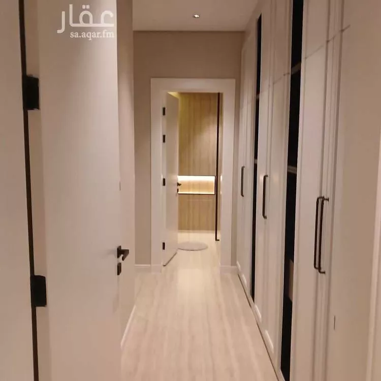 شقة للبيع في شارع حسين بن سعيد المنوفي, حي الصفاء, مدينة الرياض, منطقة الرياض 8
