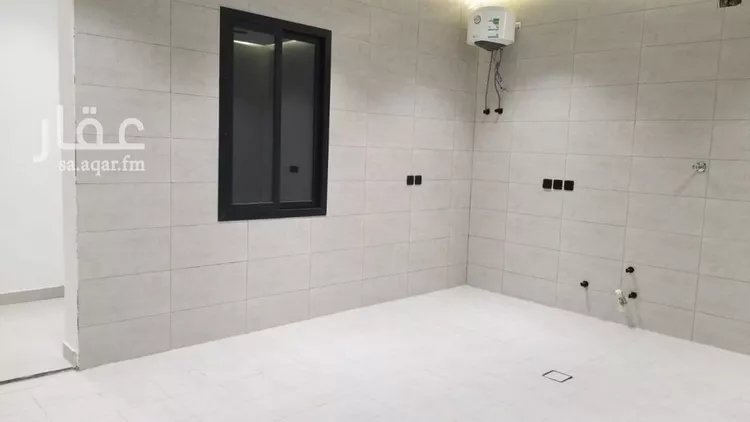 دور للبيع في شارع البدائع, حي أحد, مدينة الرياض, منطقة الرياض صورة 2