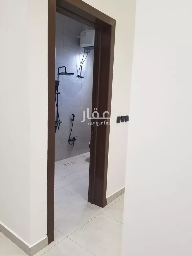 دور للبيع في شارع البدائع, حي أحد, مدينة الرياض, منطقة الرياض صورة 4