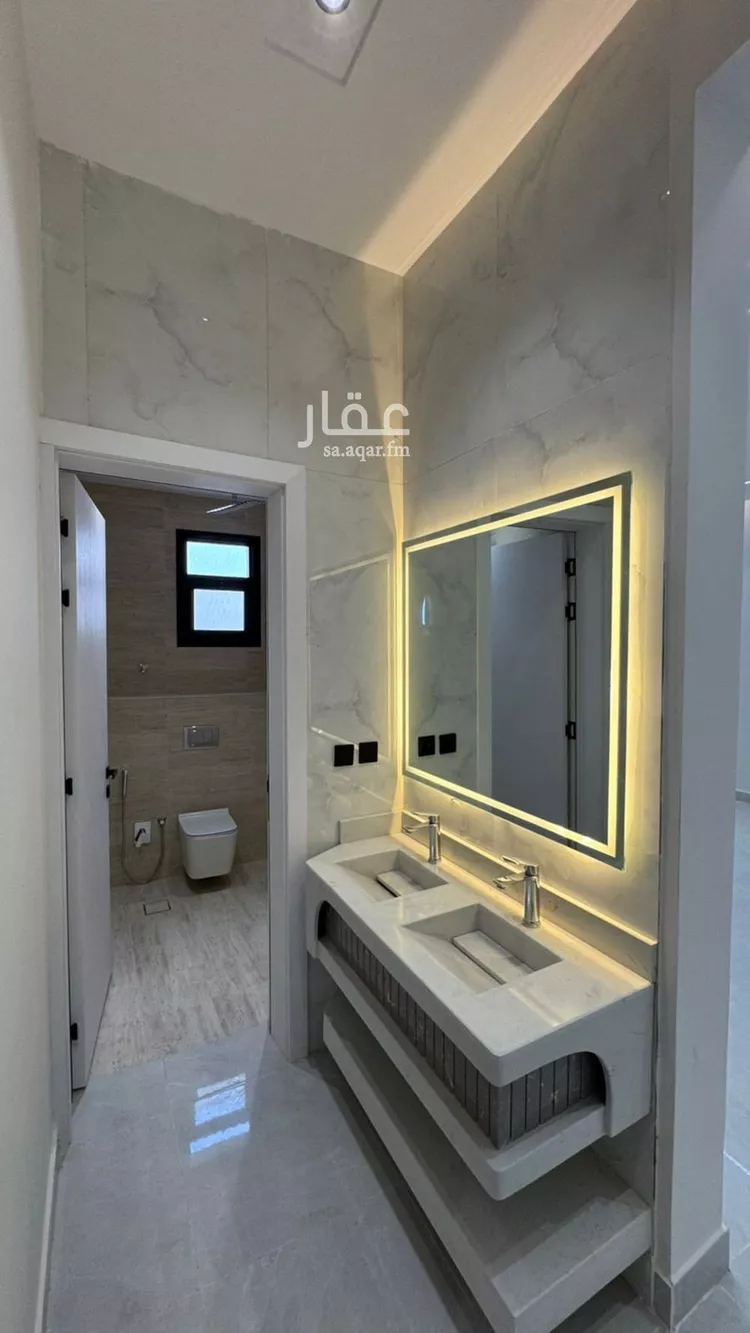 Floor for Sale in Riyadh Tuwaiq 13