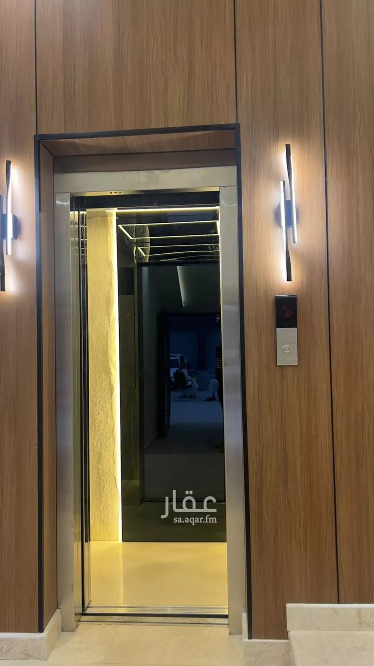 Floor for Sale in Riyadh Tuwaiq 16