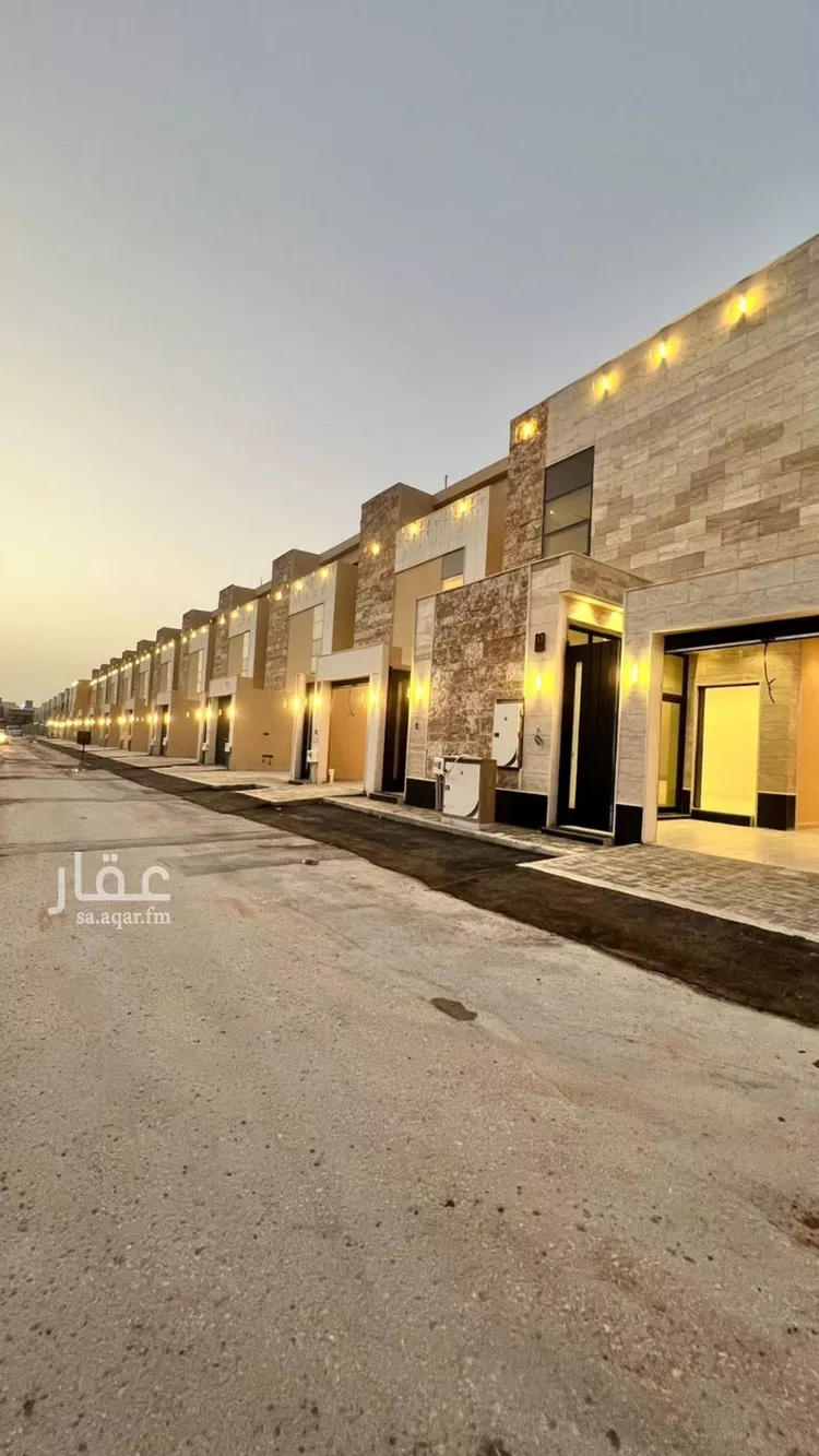 دور للبيع في شارع محمد بن جريج, حي طويق, مدينة الرياض, منطقة الرياض