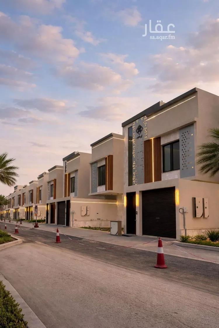 Floor for Sale in Riyadh Tuwaiq