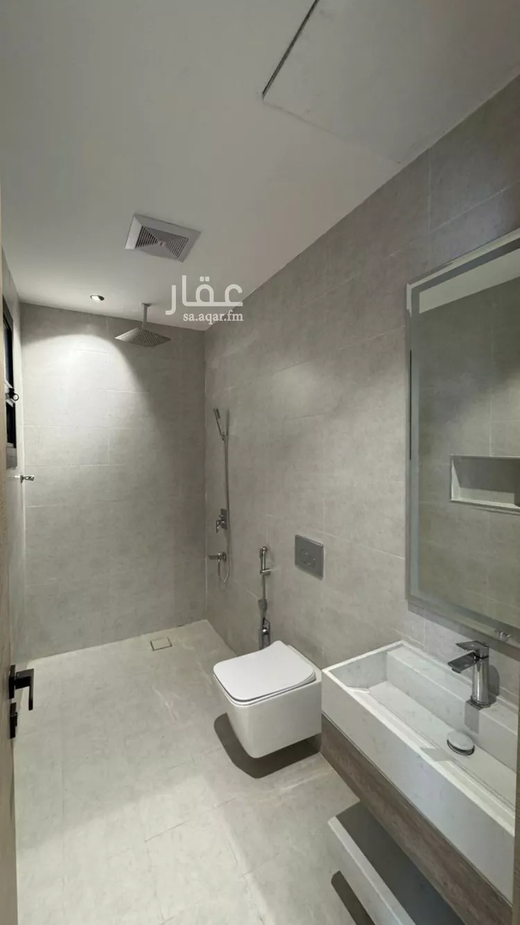 Floor for Sale in Riyadh Tuwaiq 15