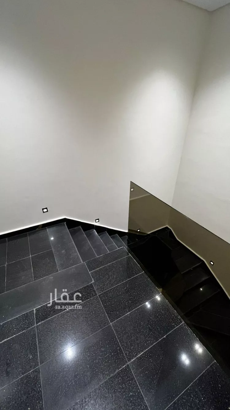 دور للبيع في شارع بدائع المريفق, حي السويدي الغربي, مدينة الرياض, منطقة الرياض صورة 5