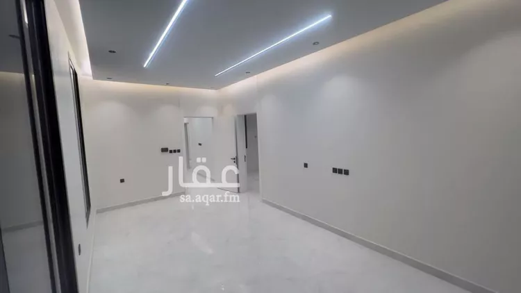Floor for Sale in Riyadh Tuwaiq 15