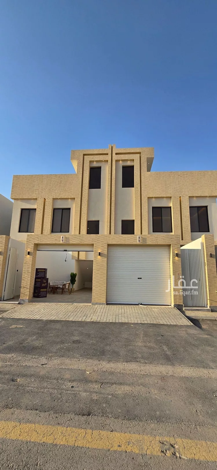 دور للبيع في شارع إبراهيم رفعت, حي عكاظ, مدينة الرياض, منطقة الرياض صورة 3