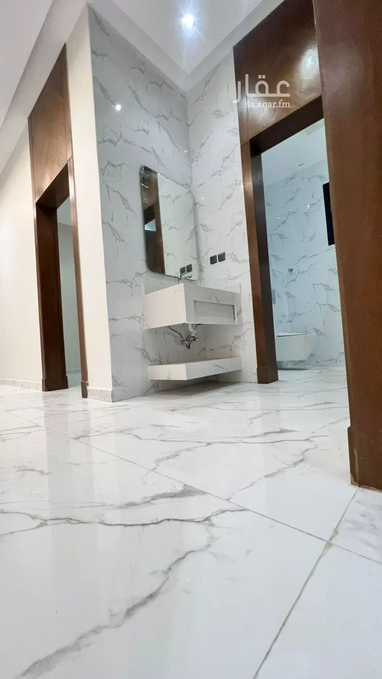 دور للبيع في شارع محمد بن جريج, حي طويق, مدينة الرياض, منطقة الرياض صورة 2