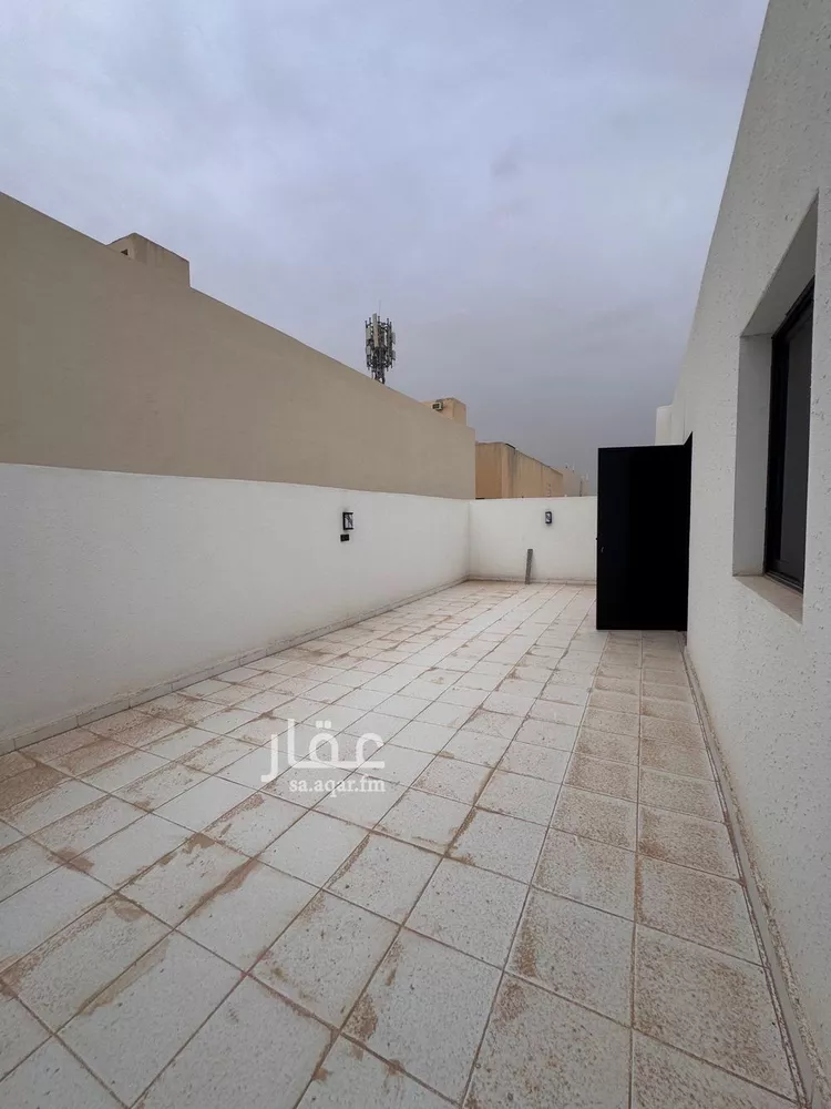 فيلا للبيع في شارع اللوزة, حي الحزم, مدينة الرياض, منطقة الرياض 13