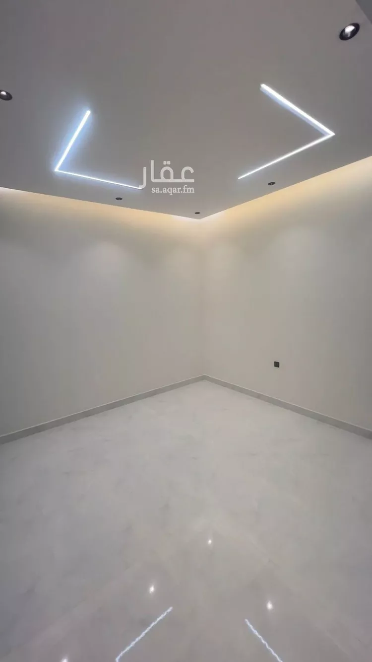 Floor for Sale in Riyadh Tuwaiq 19