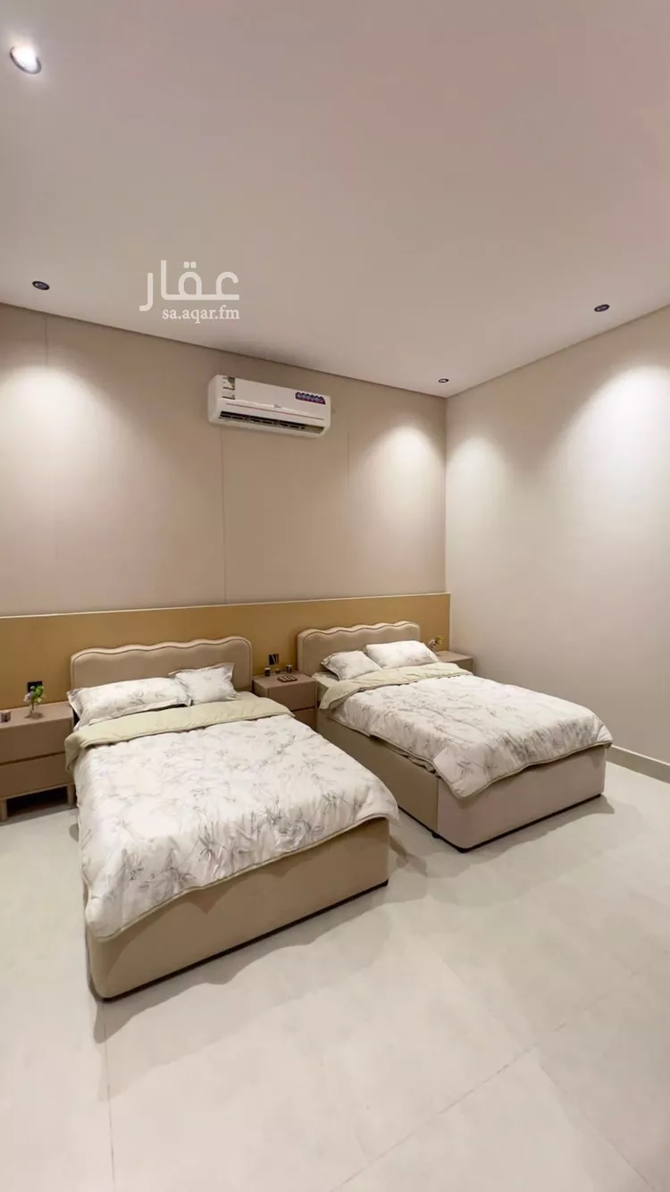 فيلا للبيع في شارع إسماعيل القيسي, حي عكاظ, مدينة الرياض, منطقة الرياض صورة 3
