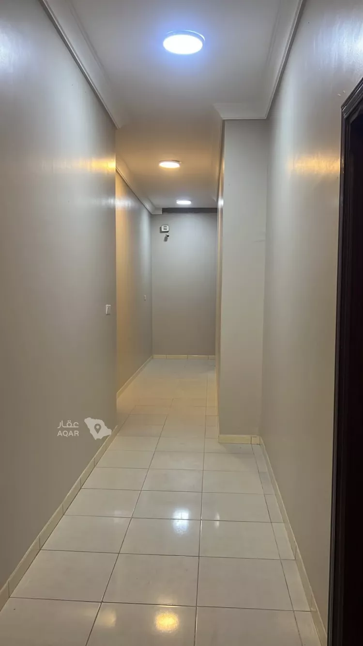Building for Rent in Jeddah Taiba 8