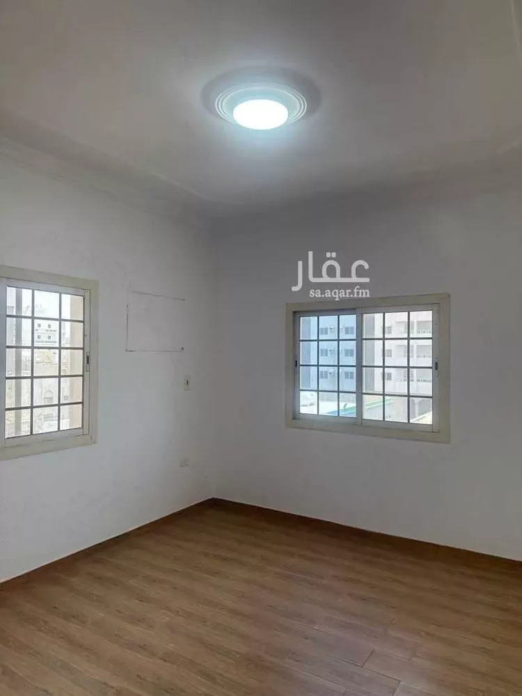 مكتب تجاري للإيجار في شارع معاويه بن يسار, حي الفيصلية, مدينة جدة, منطقة مكة المكرمة صورة 4
