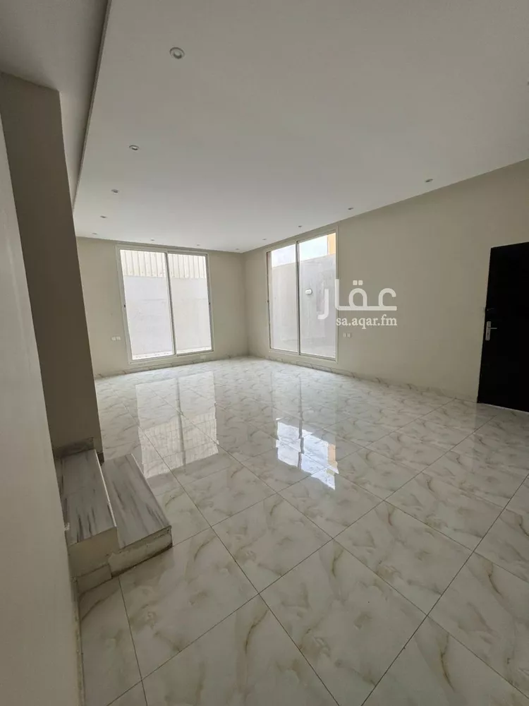 فيلا للإيجار في شارع أبي إسحاق الفزاري, حي طويق, مدينة الرياض, منطقة الرياض صورة 5