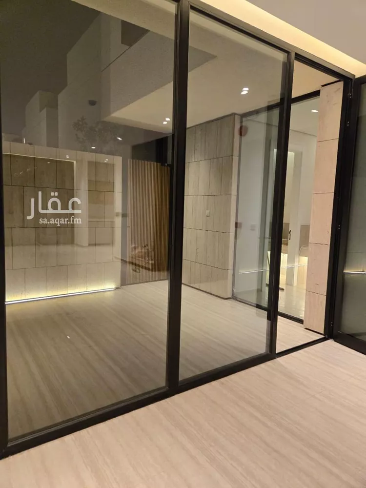 فيلا للإيجار في شارع محمد بن مانع, حي العارض, مدينة الرياض, منطقة الرياض صورة 3
