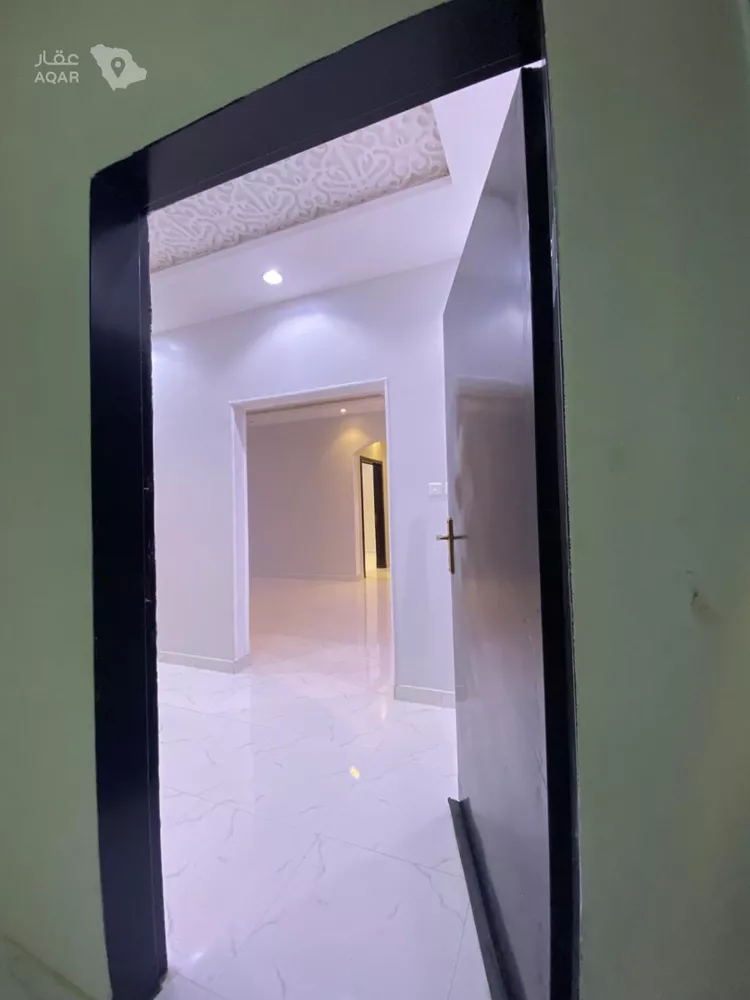 Floor for Rent in Riyadh Dhahrat Laban 13