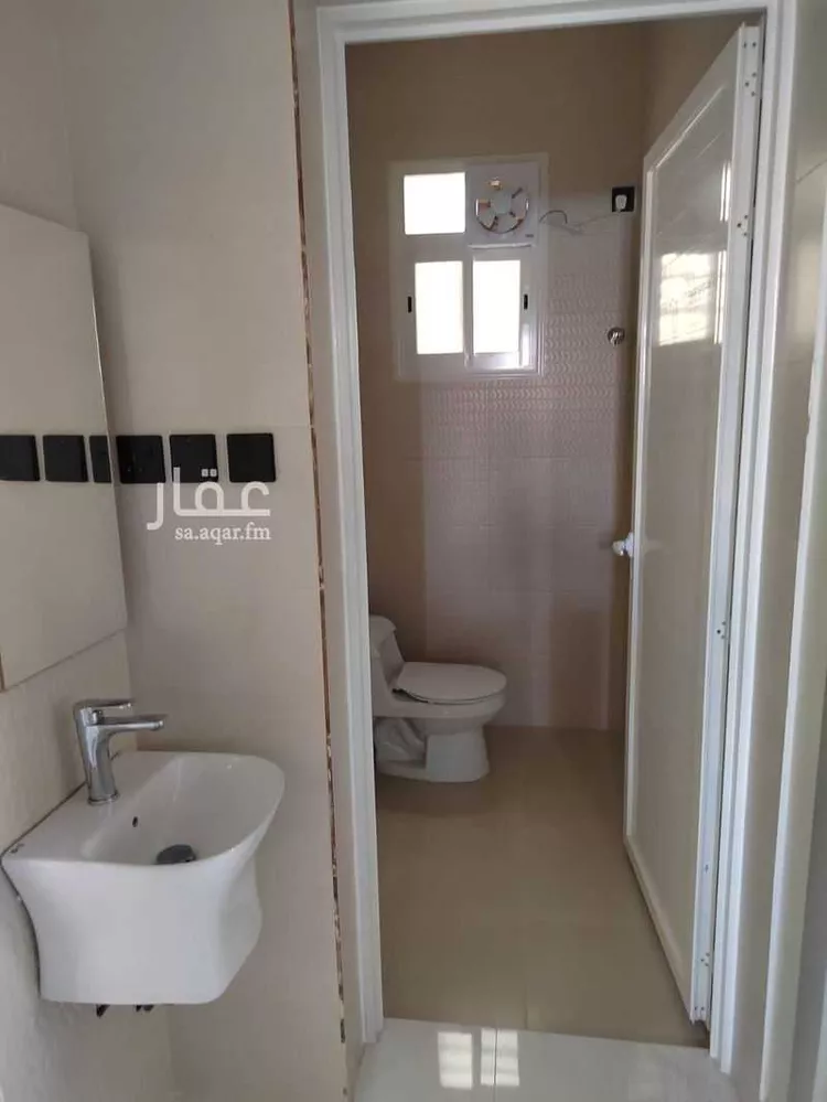 Building for Sale in Ahad Rufaidah Az Zuhur 15