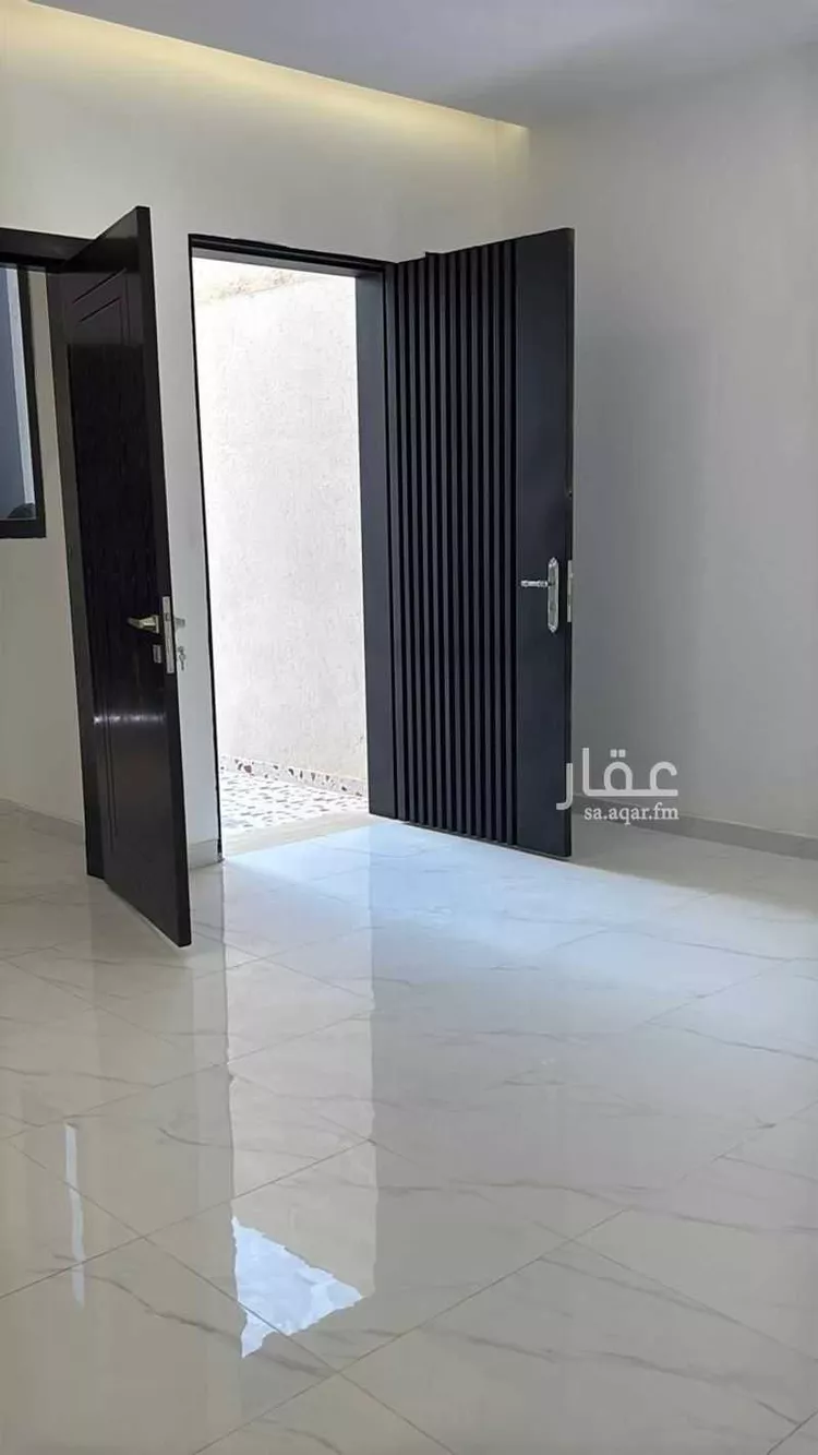 دور للبيع في شارع عبدالعزيز بن أحمد التميمي, حي السويدي, مدينة الرياض, منطقة الرياض 10