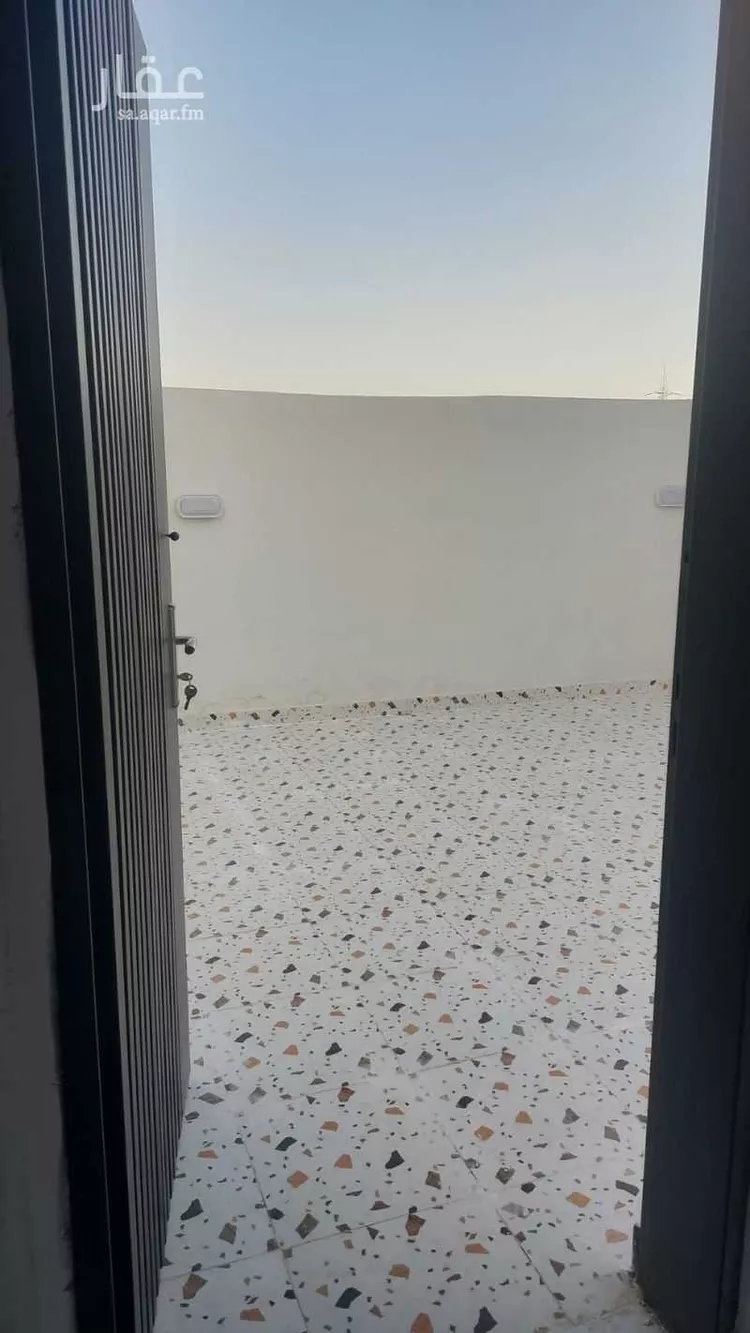 دور للبيع في شارع زياد الباهلي, حي العوالي, مدينة الرياض, منطقة الرياض 15