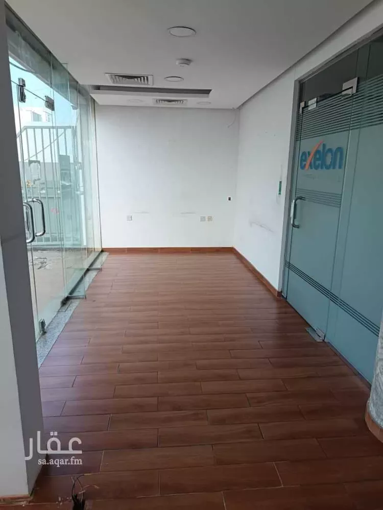 محل للإيجار في شارع ابو بكر الصديق, حي طيبة, مدينة الجبيل, المنطقة الشرقية صورة 2