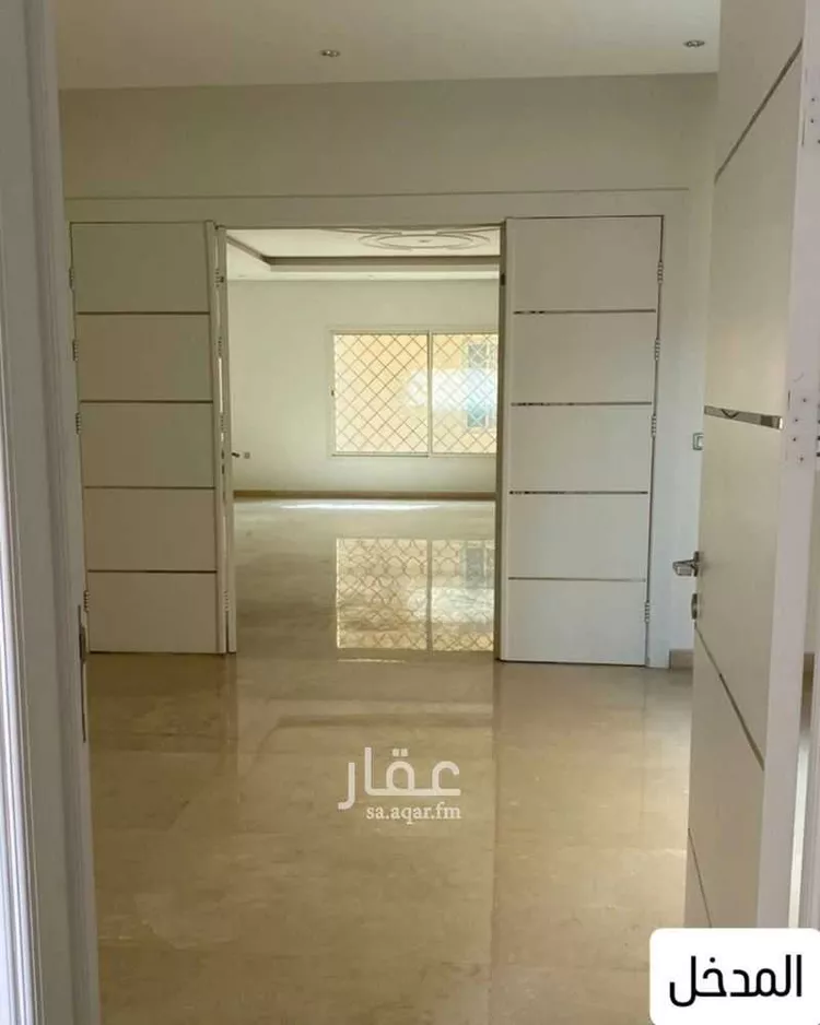 فيلا للبيع في شارع أحمد بن ميسر, حي حطين, مدينة الرياض, منطقة الرياض صورة 2