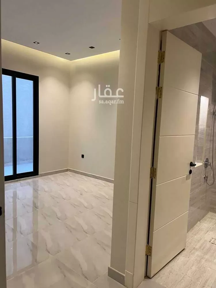 فيلا للإيجار في شارع عمر التبريزي, حي الملك فيصل, مدينة الرياض, منطقة الرياض صورة 3