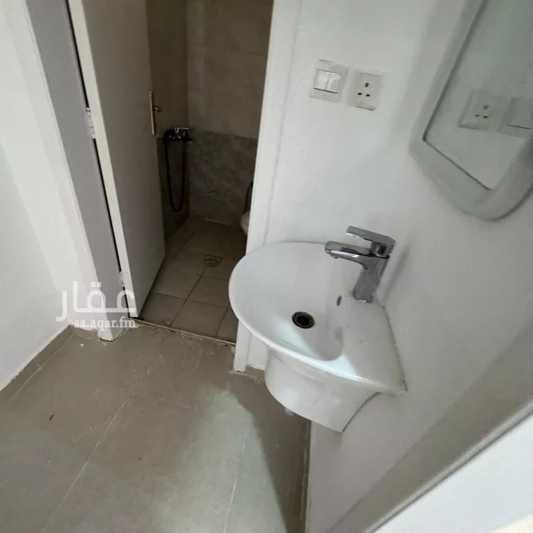 شقة للإيجار في شارع رقم 310, حي الملقا, مدينة الرياض, منطقة الرياض صورة 3