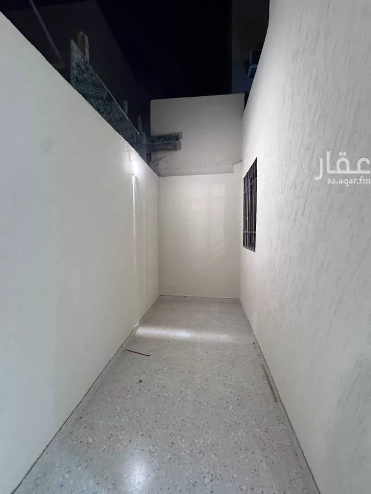 دور للبيع في شارع الشرفيه, حي بدر, مدينة الرياض, منطقة الرياض