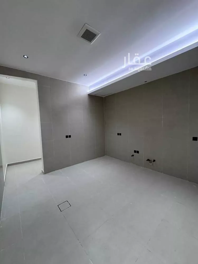 دور للبيع في شارع الشرفيه, حي بدر, مدينة الرياض, منطقة الرياض صورة 4