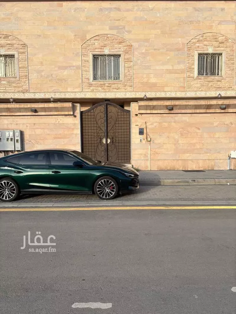 Building for Sale in Medina Al Barakah