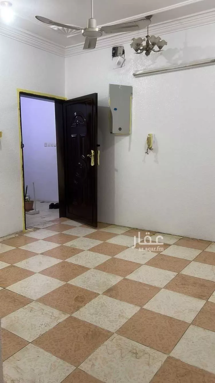 غرفة للإيجار في شارع 23967, حي الورود, مدينة خميس مشيط, منطقة عسير