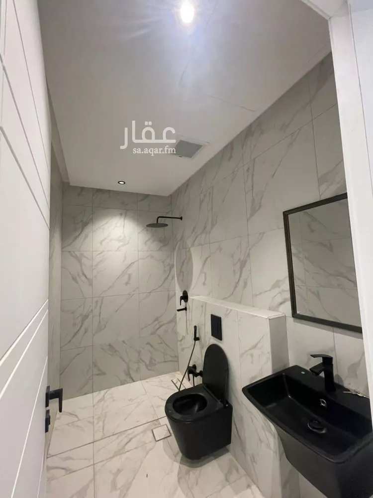 شقة للبيع في شارع محمد بن عبدالعزيز الدغيثر, حي الملقا, مدينة الرياض, منطقة الرياض صورة 3