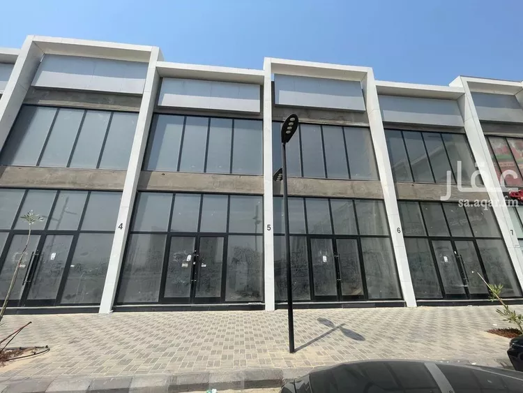 محل للإيجار في شارع الصياد, حي الأمواج, مدينة الخبر, المنطقة الشرقية صورة 2