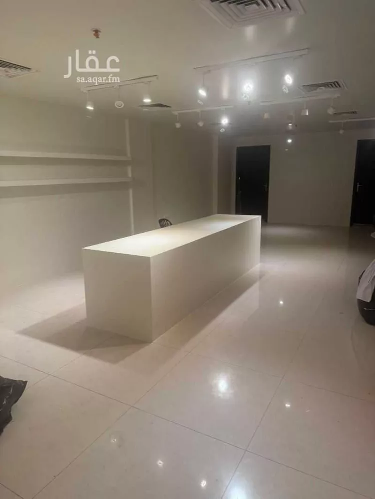 Shop for Rent in Dammam Ash Shulah صورة 4
