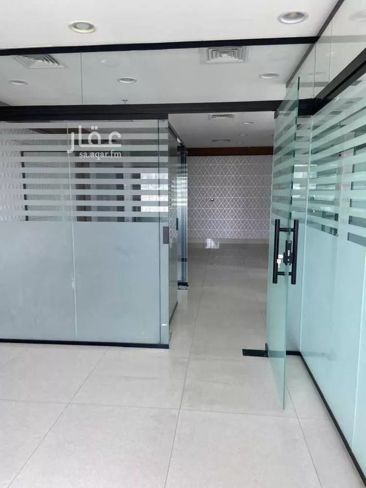 مكتب تجاري للإيجار في شارع 36د, حي الشعلة, مدينة الدمام, المنطقة الشرقية صورة 4
