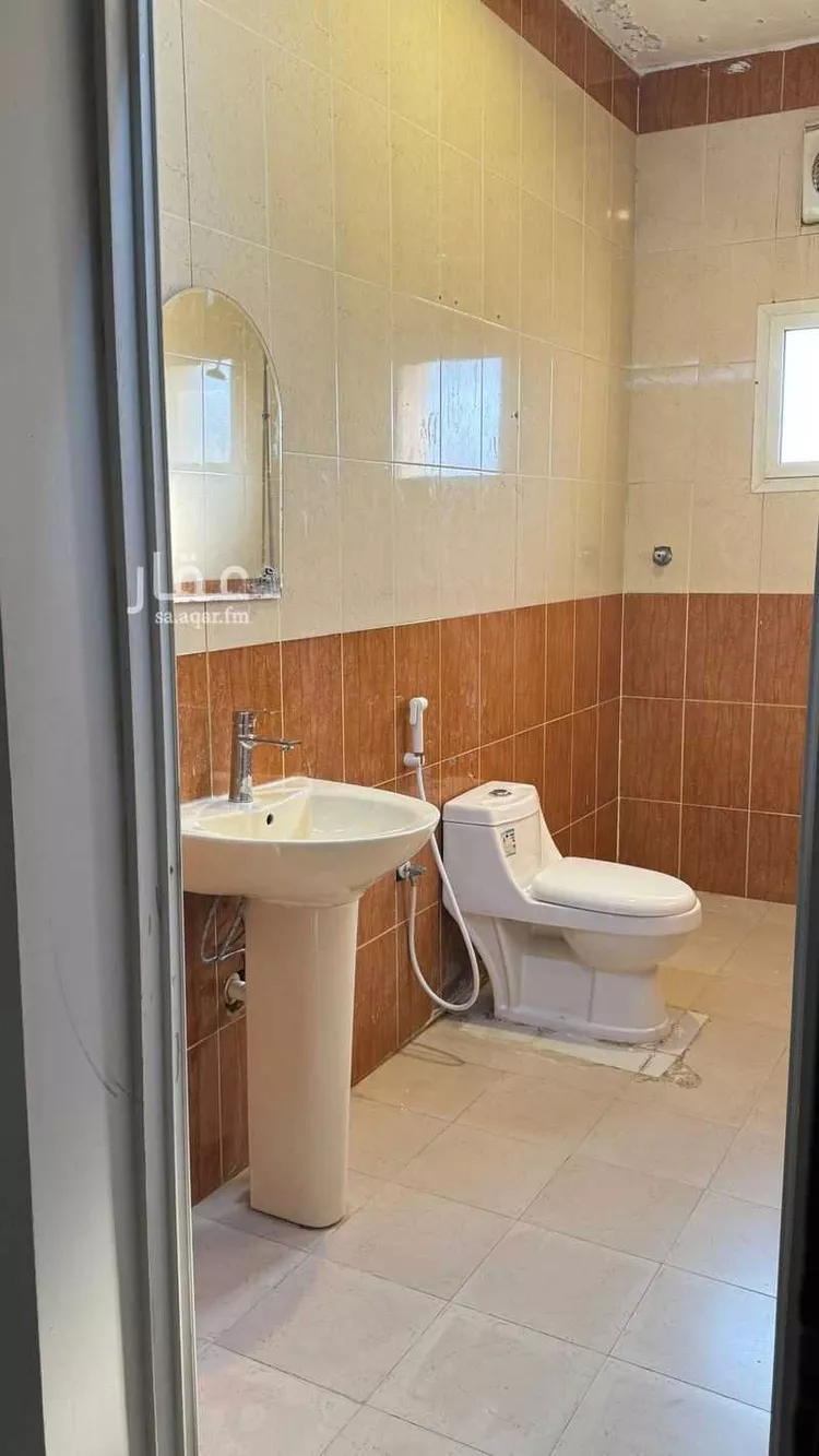 غرفة للإيجار في شارع شارع 54 ج, حي الروضة, مدينة جازان, منطقة جازان صورة 2