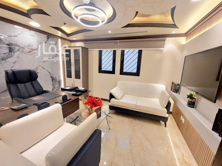 مكتب تجاري للإيجار في شارع التخصصي الفرعي, حي المحمدية, مدينة الرياض, منطقة الرياض صورة 2