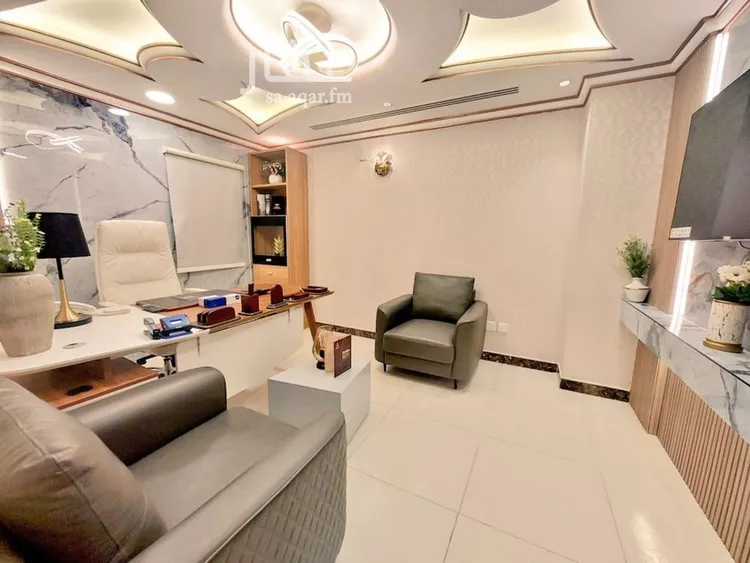 مكتب تجاري للإيجار في شارع التخصصي الفرعي, حي المحمدية, مدينة الرياض, منطقة الرياض صورة 2