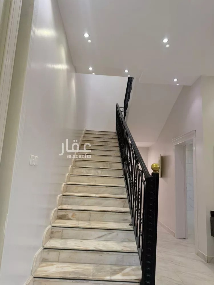 فيلا للإيجار في شارع الجنابي, حي العارض, مدينة الرياض, منطقة الرياض صورة 4