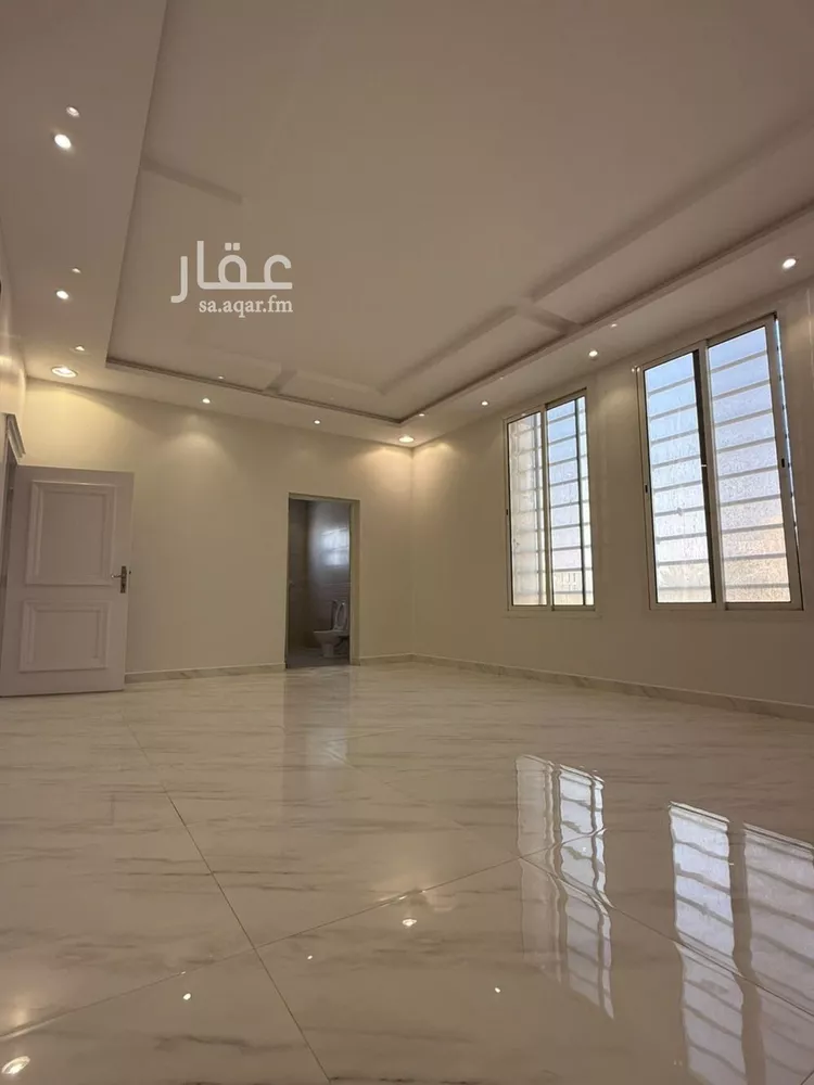 فيلا للإيجار في شارع الجنابي, حي العارض, مدينة الرياض, منطقة الرياض صورة 5